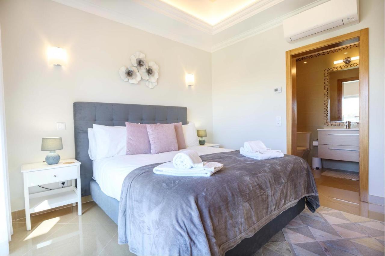 Casa Da Boa Vida At Boa Vista Golf Bayview Lagos